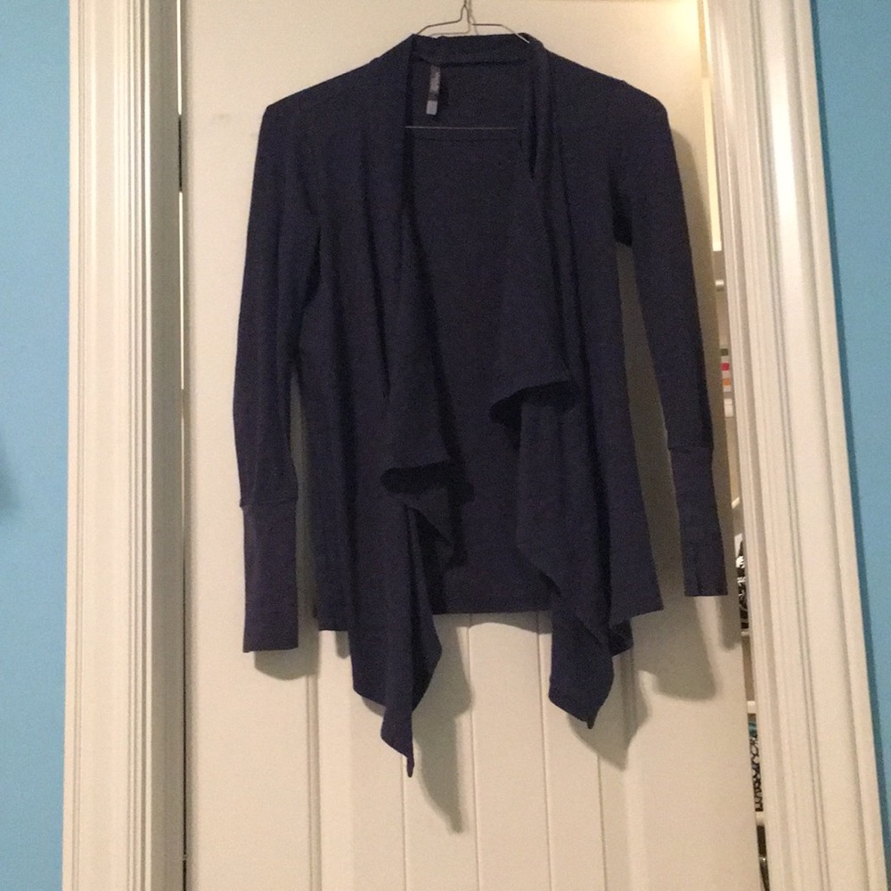 Long sleeved dark blue cardigan